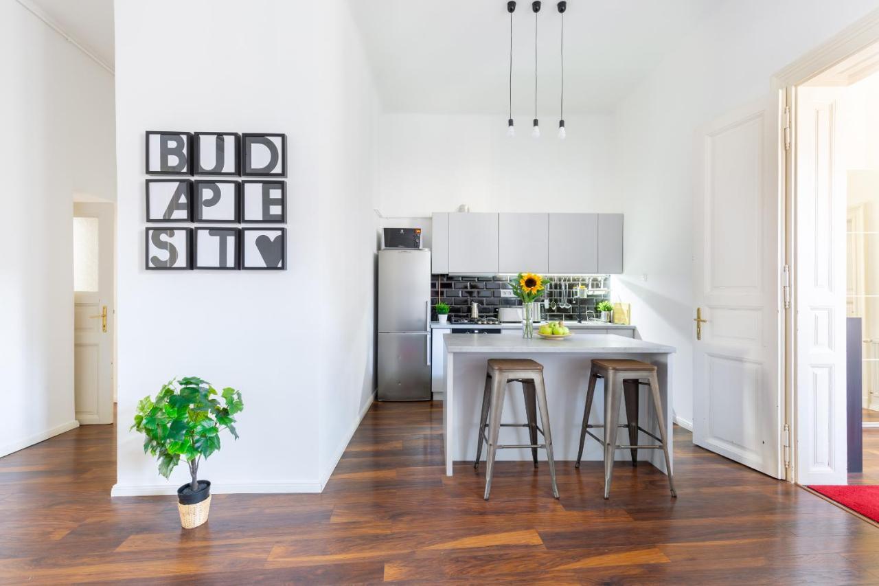 Red Dot One - New Unit In Heart Of Jewish Quarter Apartment Budapest Exterior photo